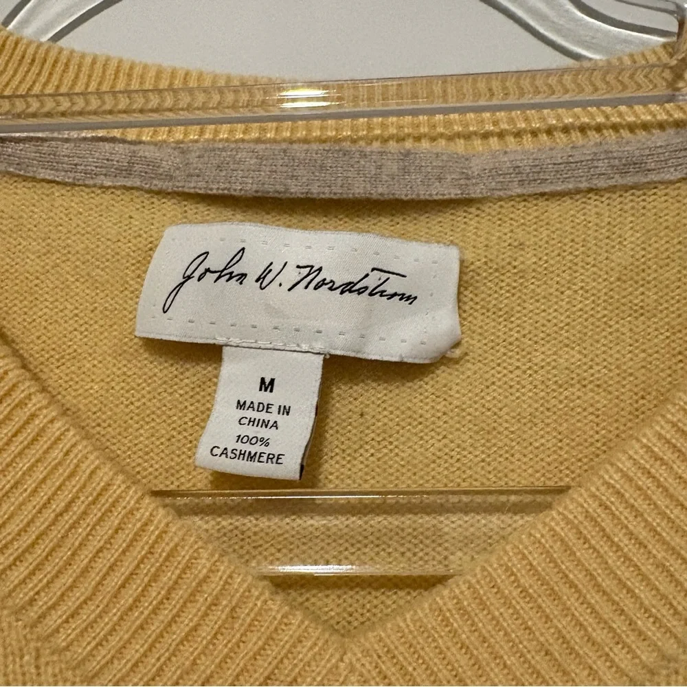 JOHN W‎ NORDSTROM V-NECK SWEATER 100% CASHMERE YELLOW SOLID MEN Medium